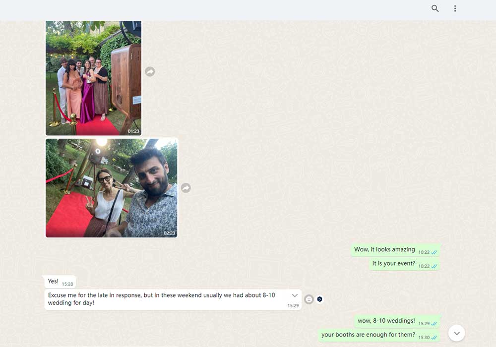 Make Your Christmas Party Unforgettable with a Festive Photo Booth!